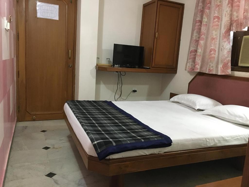 Hotel Grg 巴罗达 外观 照片