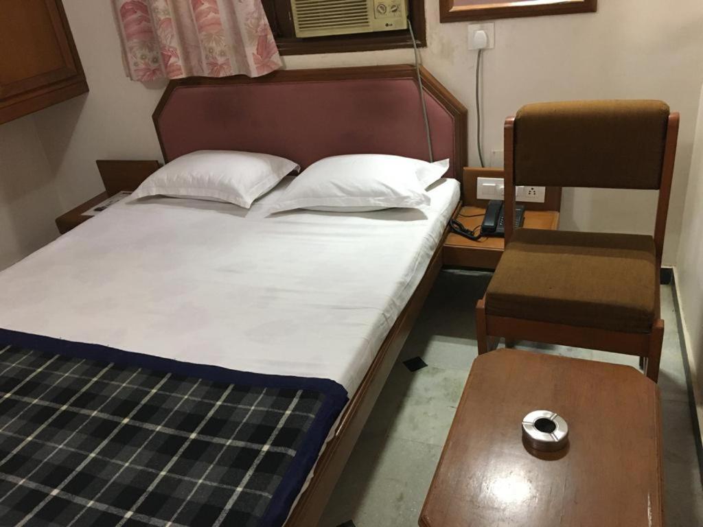 Hotel Grg 巴罗达 外观 照片