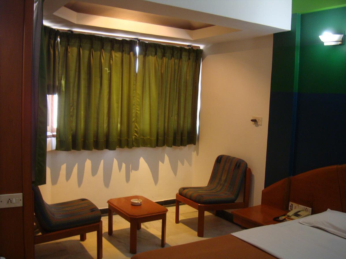 Hotel Grg 巴罗达 外观 照片