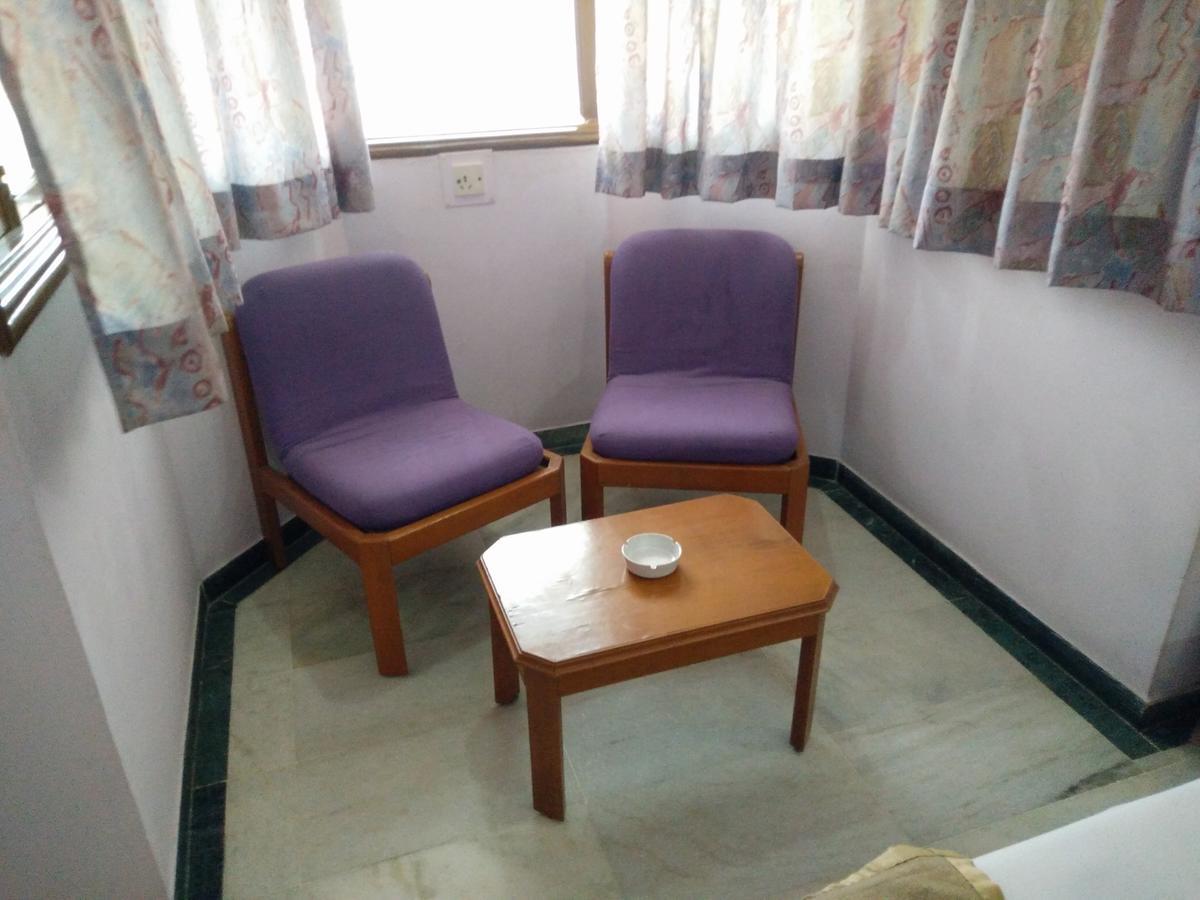 Hotel Grg 巴罗达 外观 照片