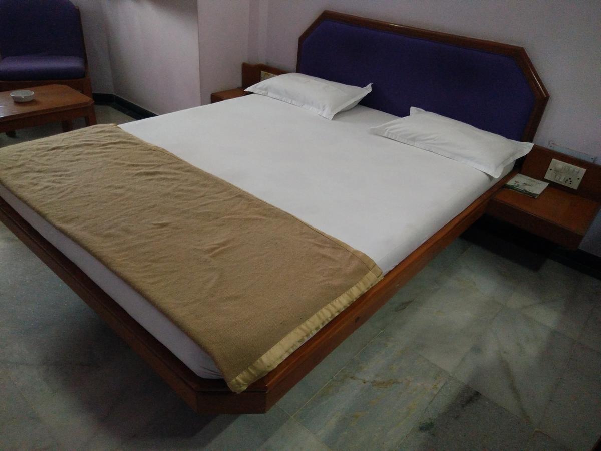 Hotel Grg 巴罗达 外观 照片