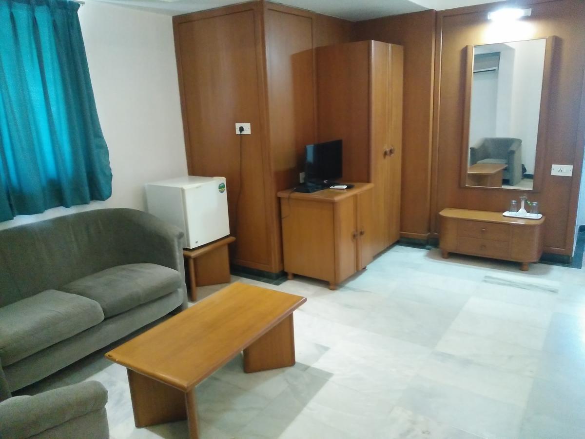 Hotel Grg 巴罗达 外观 照片