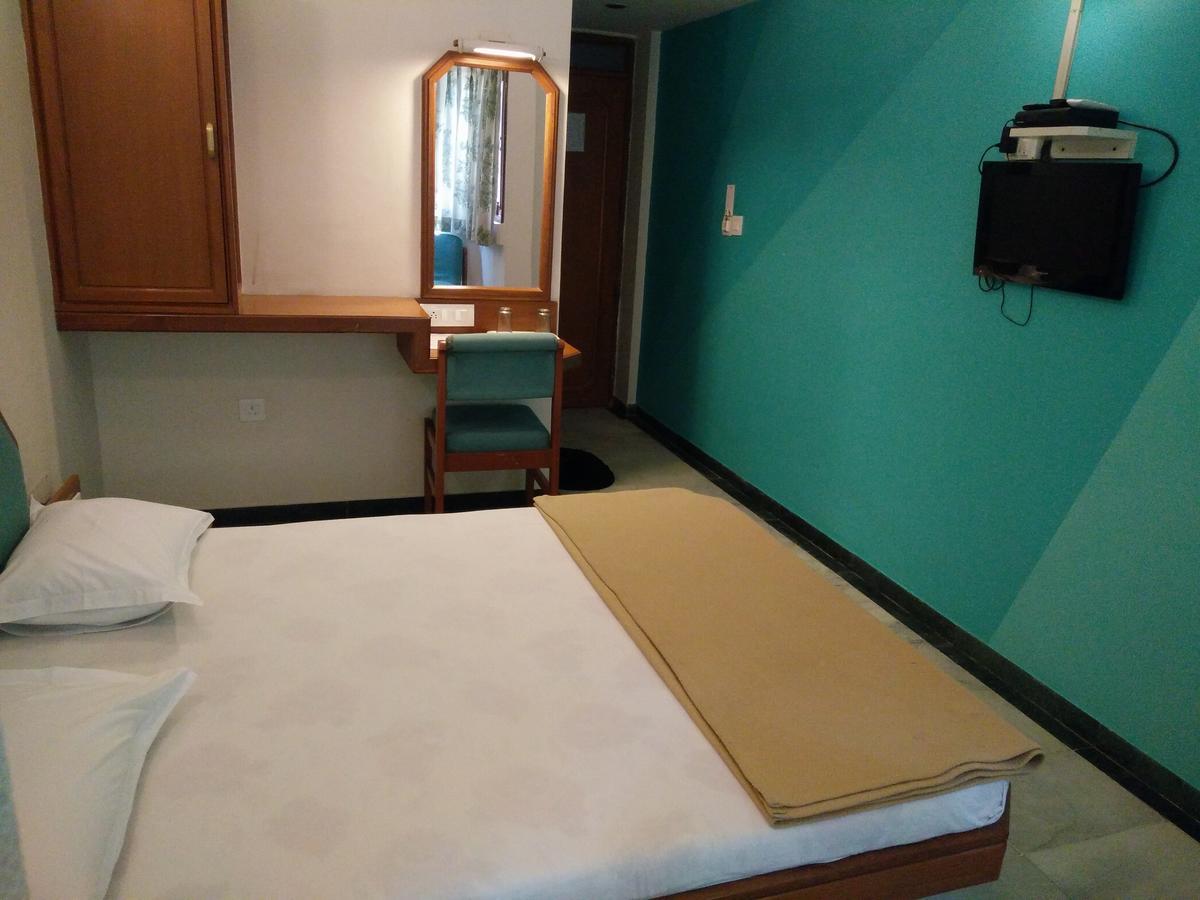 Hotel Grg 巴罗达 外观 照片