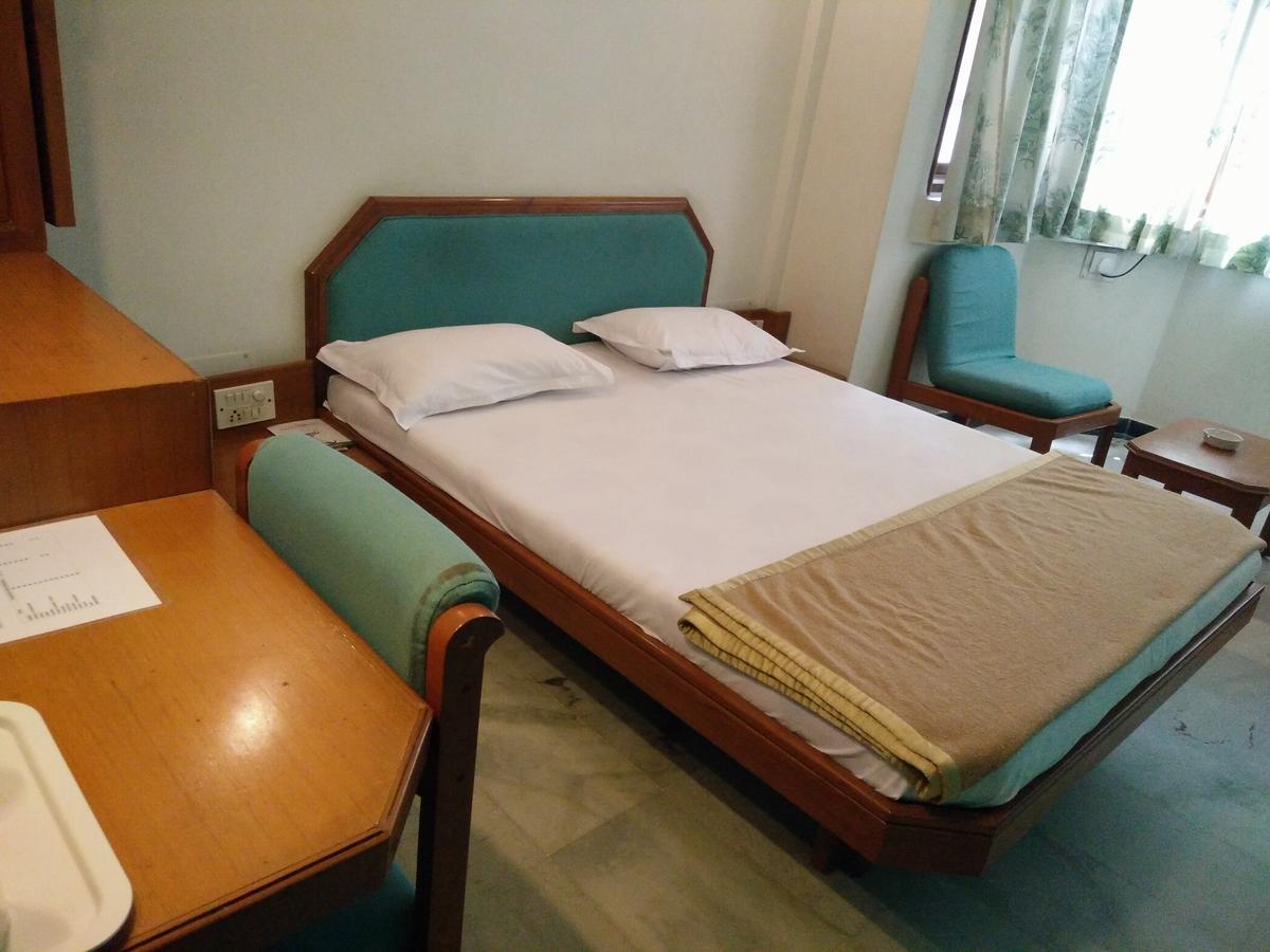 Hotel Grg 巴罗达 外观 照片