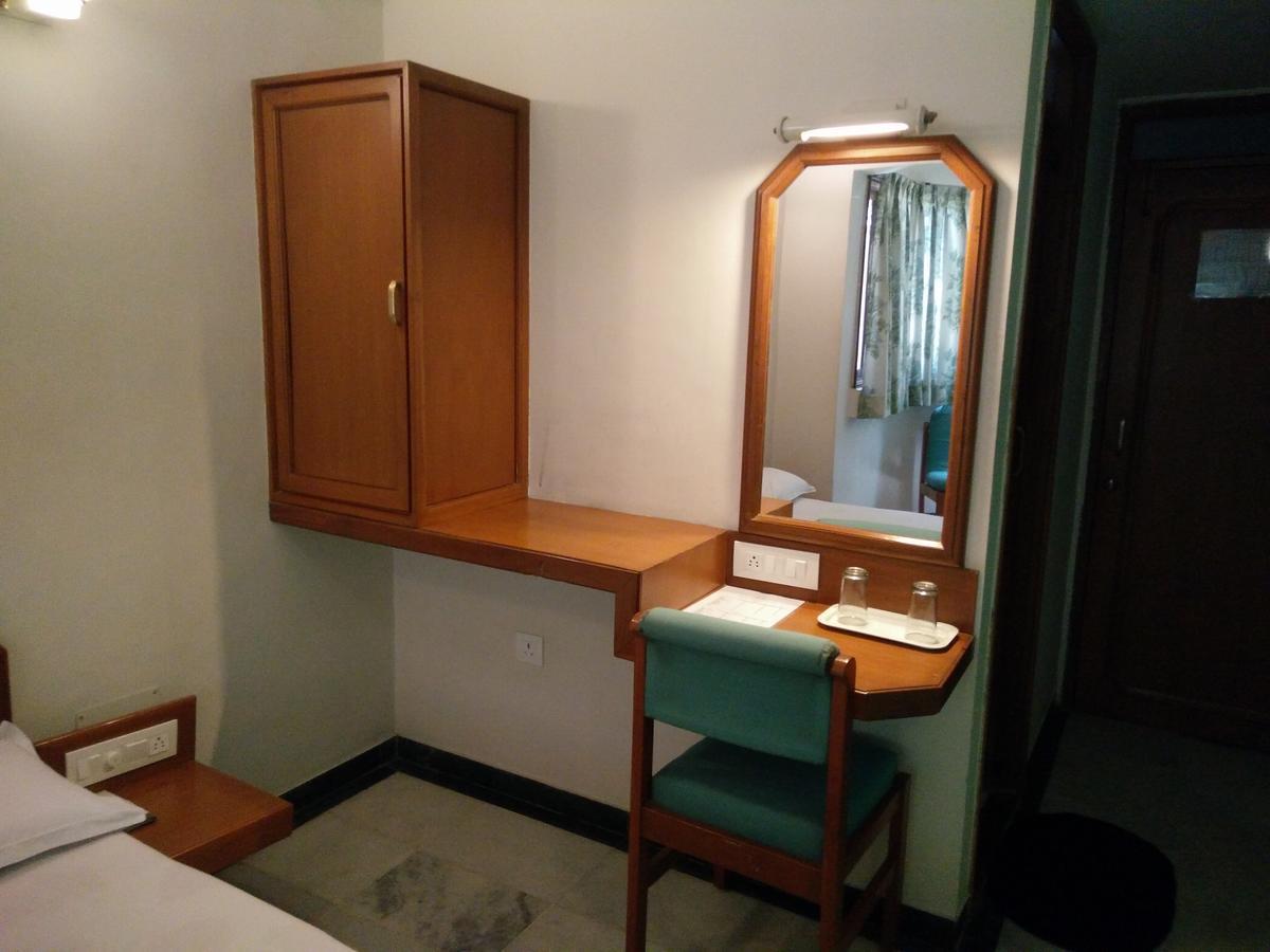 Hotel Grg 巴罗达 外观 照片